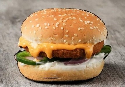 Whole Wheat Creamy Aloo Tikki Burger